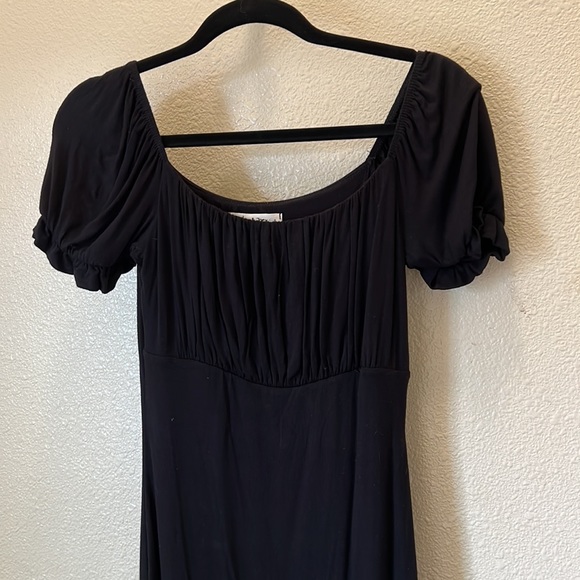 Black Puff Sleeve Body con Dress - Picture 2 of 2
